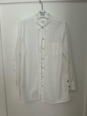 J. Jill White Long-Sleeve Button-Front Shirt with Button side design